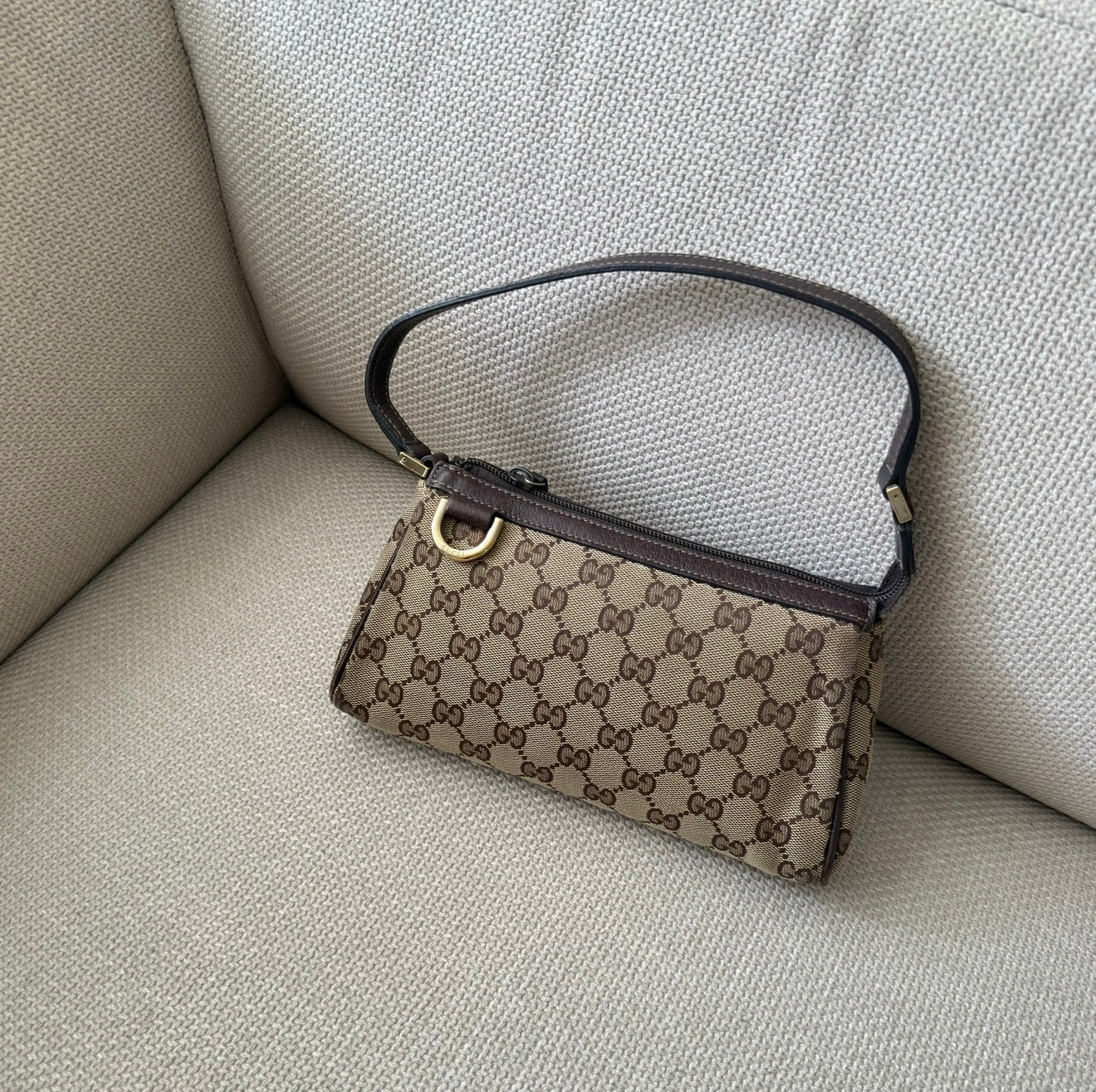 Gucci D ring Pochette