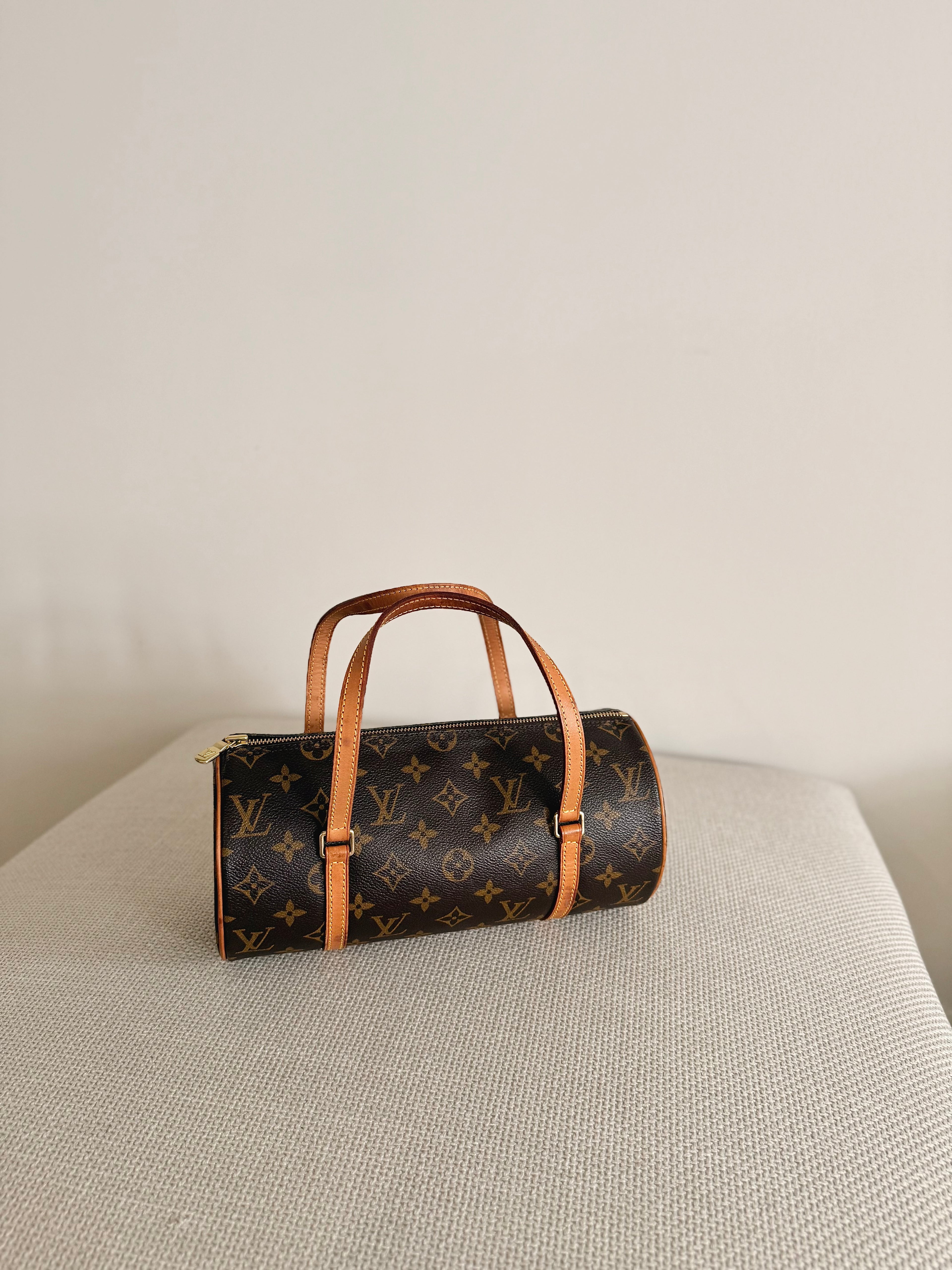 Louis Vuitton Papillon 26