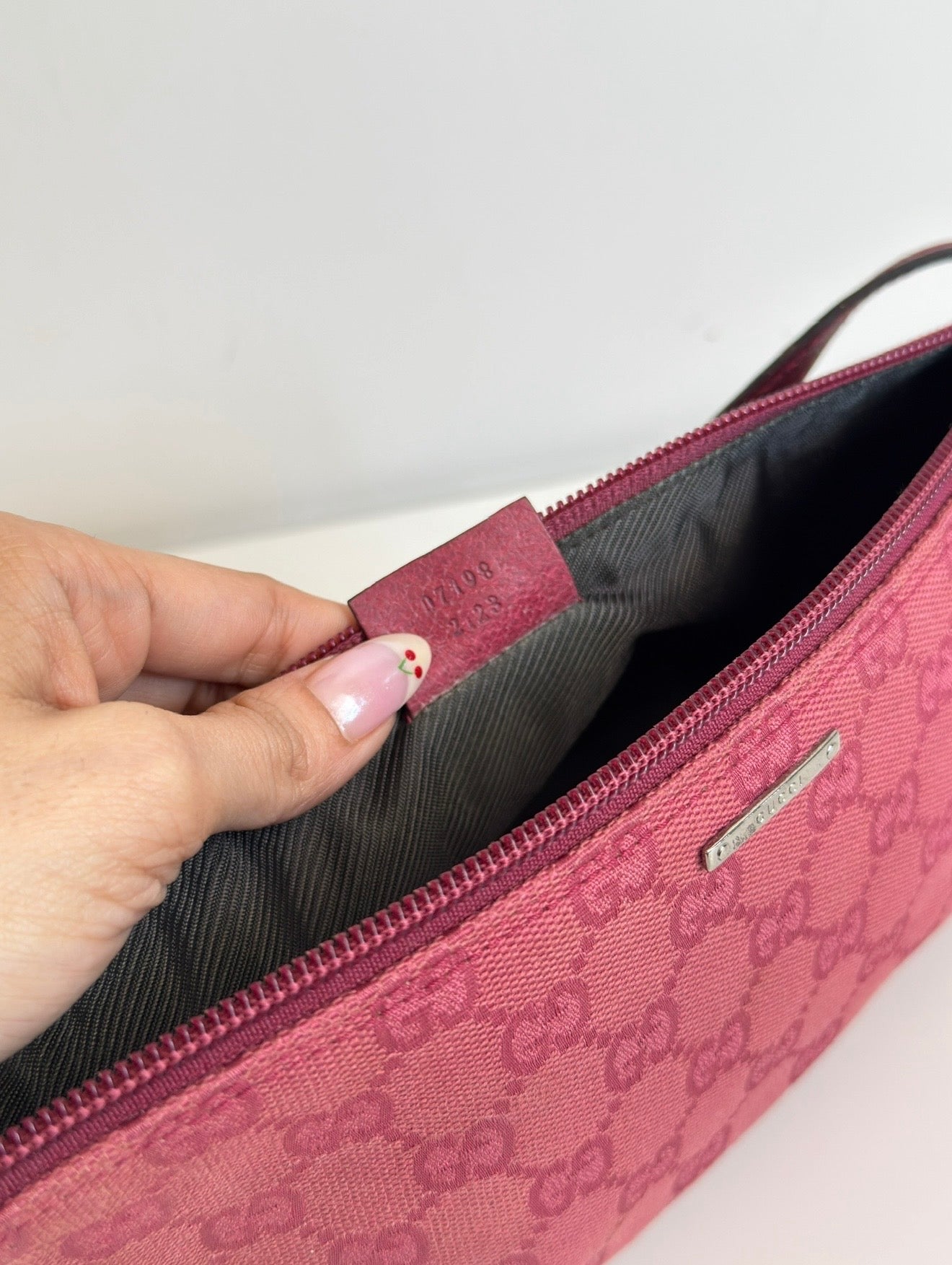 Gucci GG Canvas Boat Bag – Raspberry Pink