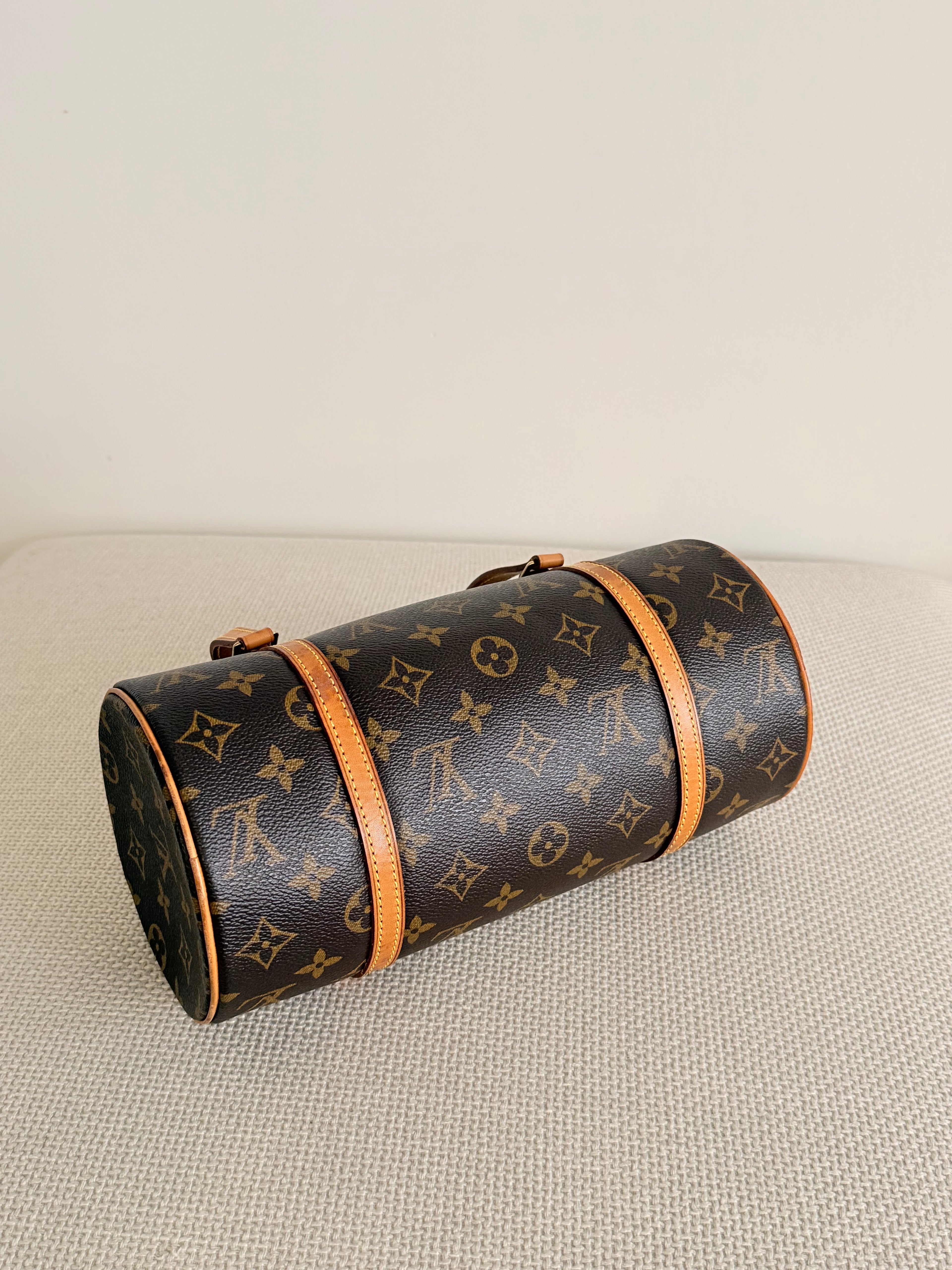Louis Vuitton Papillon 26