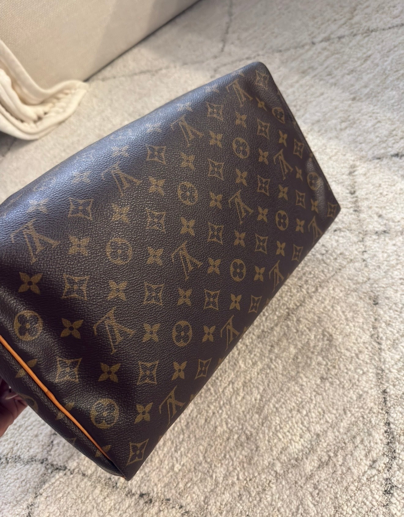 Louis Vuitton Monogram Speedy 35